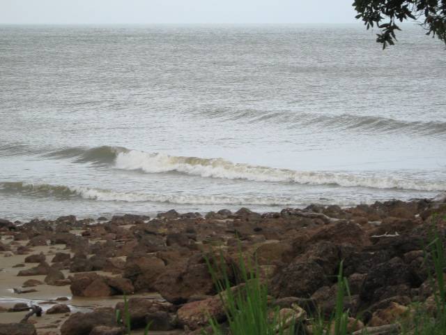 Cyclone Ellie Waves