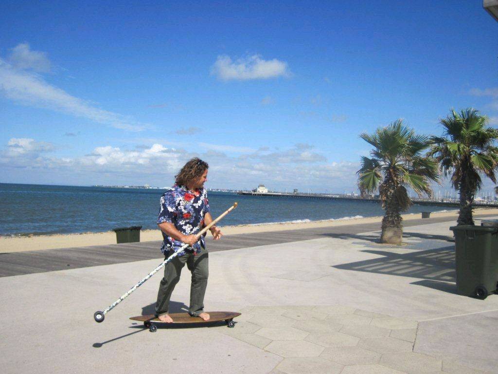 Ronnie Carving