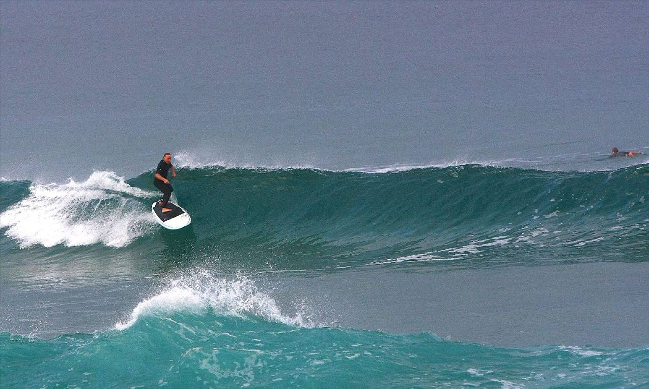 SUP surfing