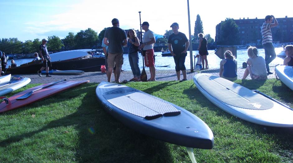 Aqua-Inc 14' Race