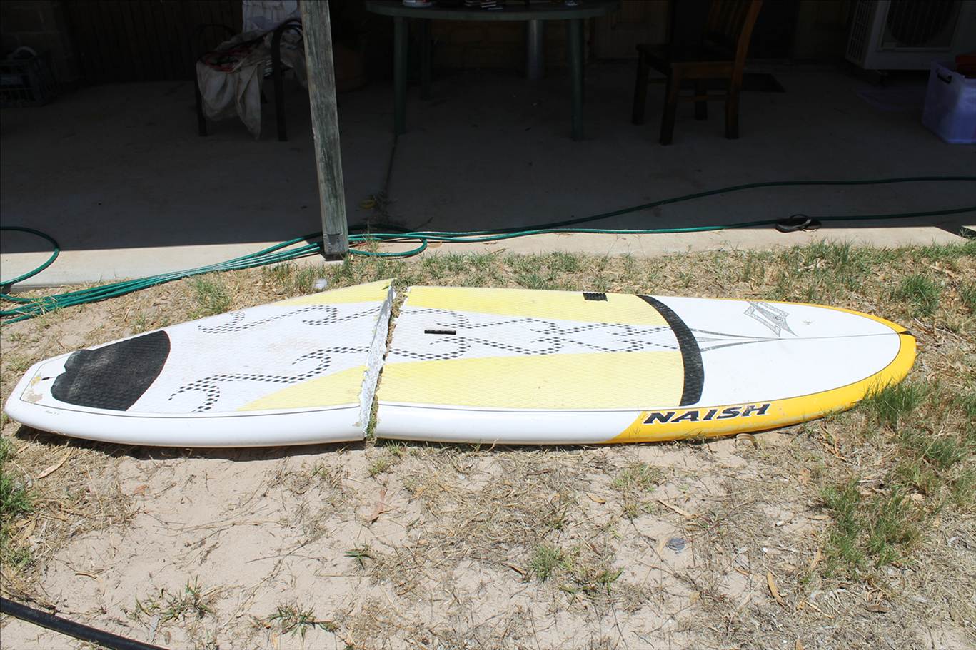 Broken Naish Mana