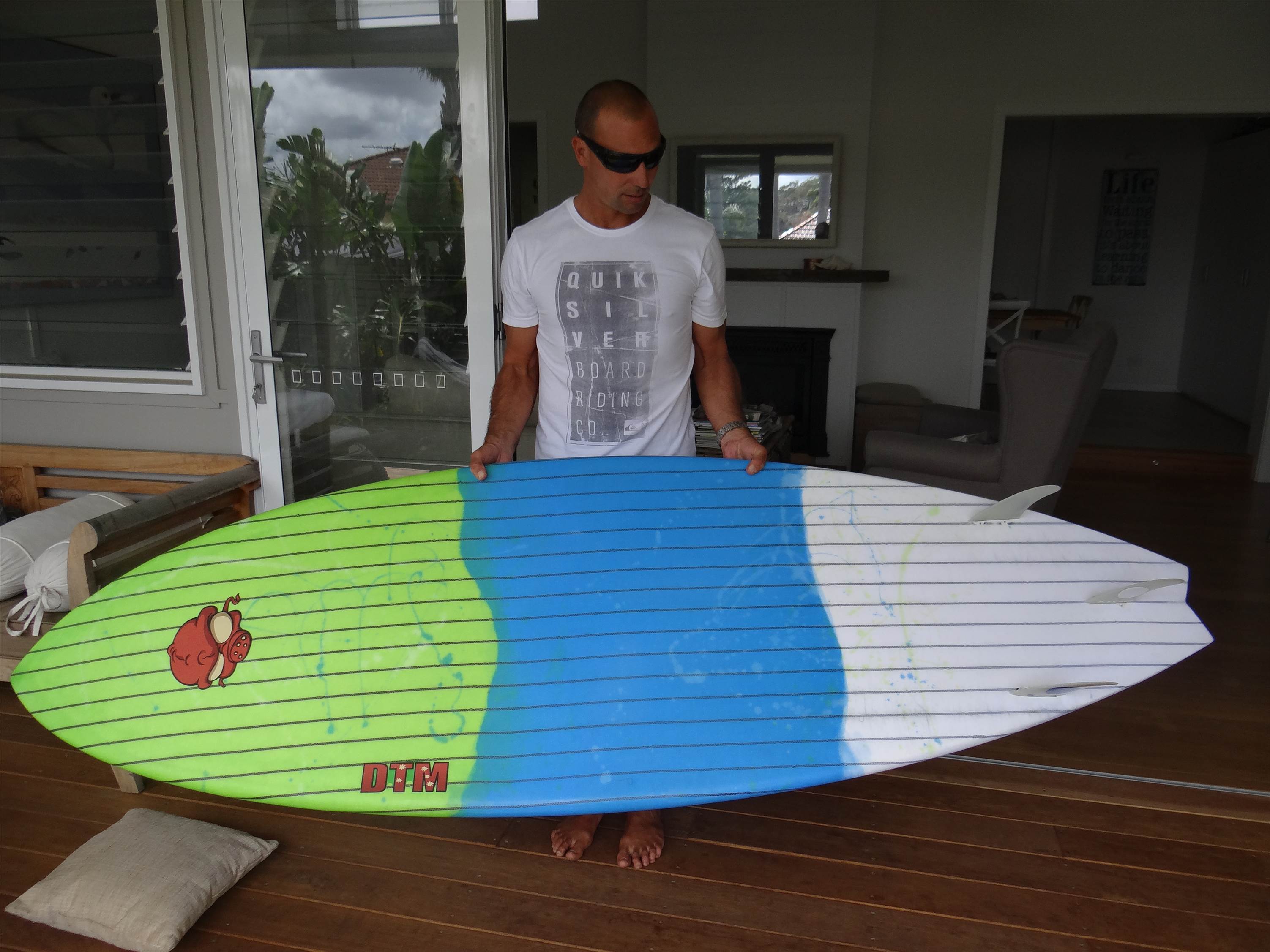 DTM CUSTOM SUP