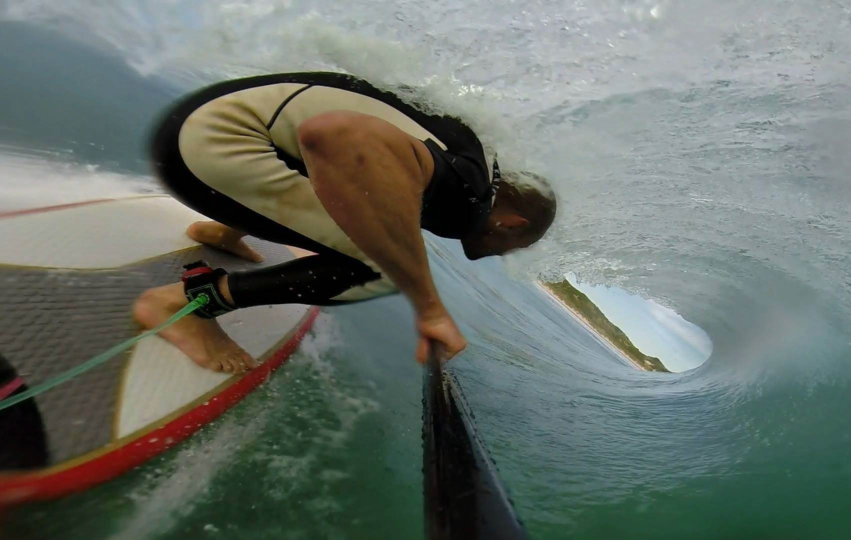 SUP in barrel