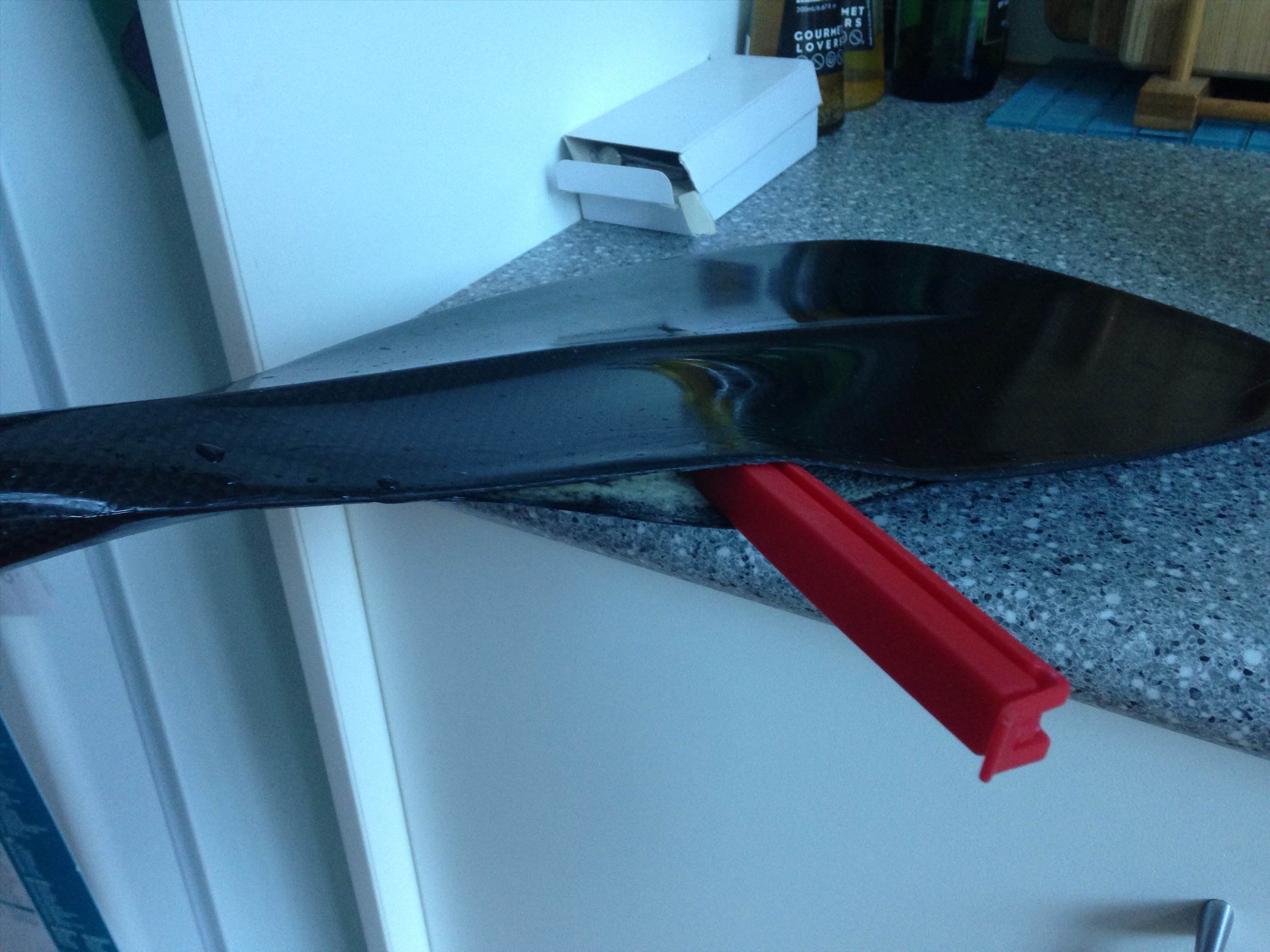 Delaminating blade