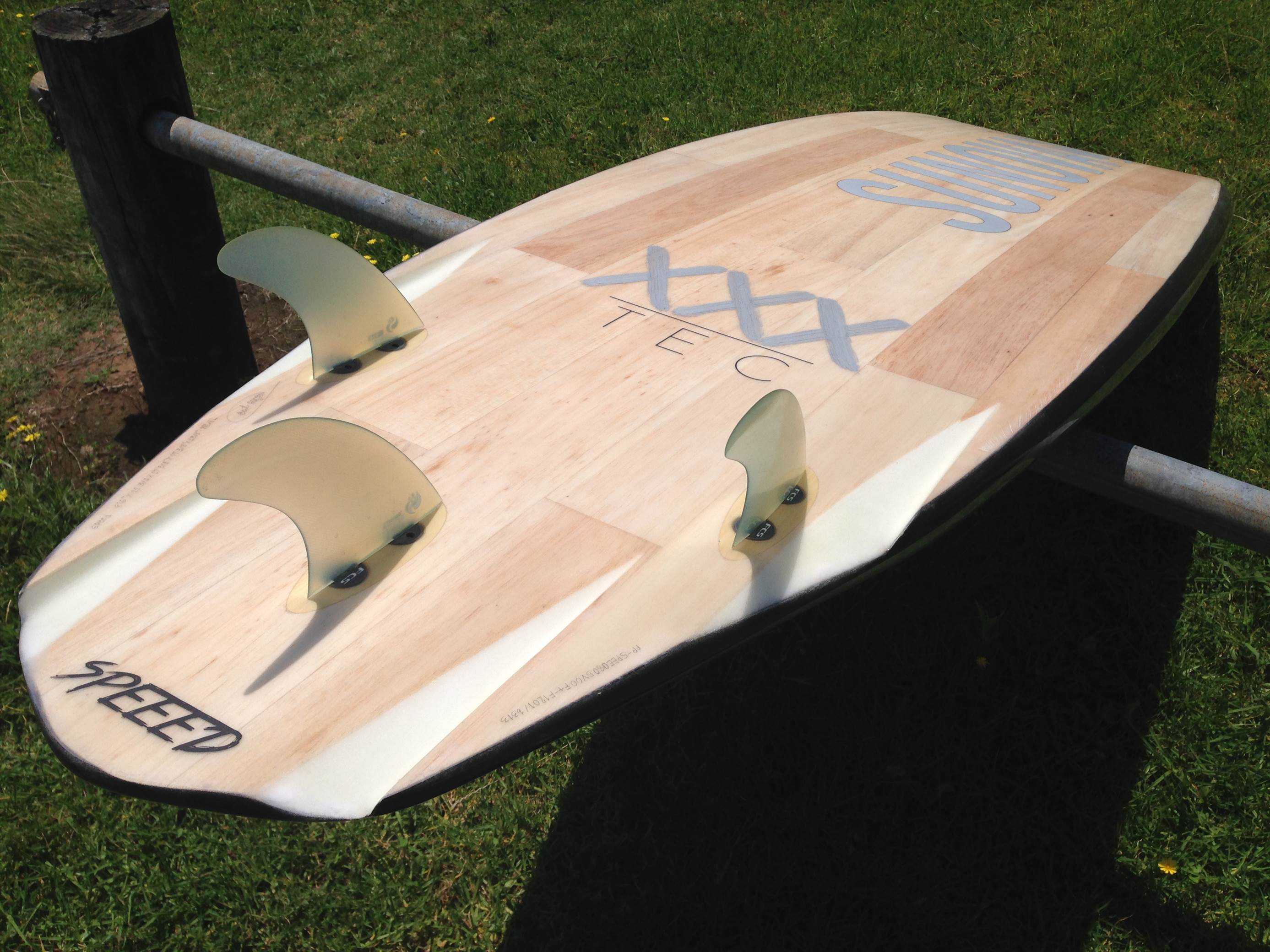 SUNOVA SPEED 8'5 Tail fins