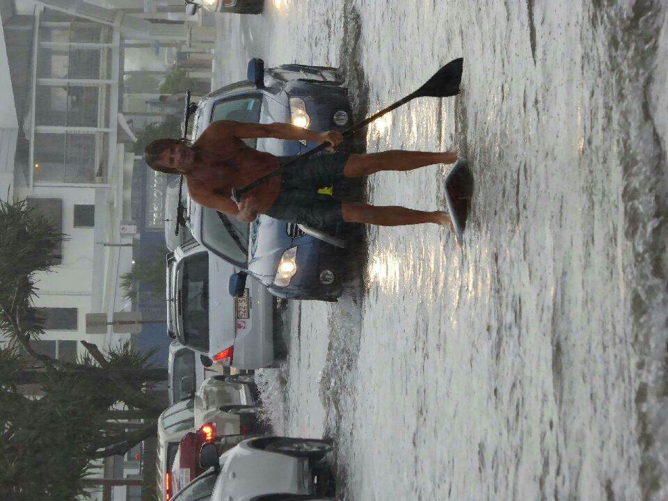 Stoksie lennox street SUPing