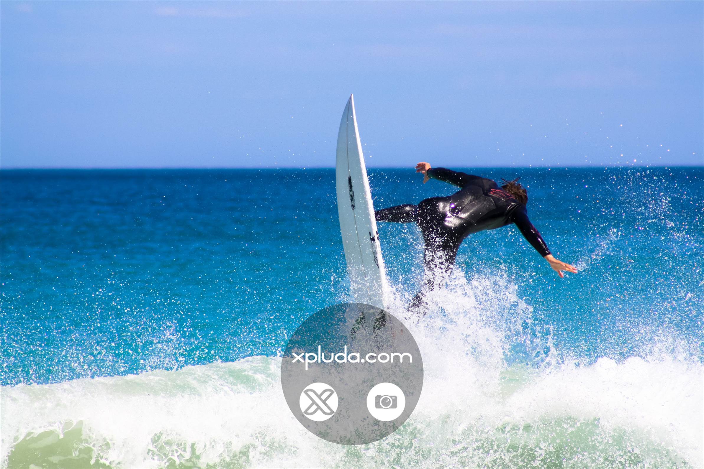 Scarborough Beach - xpluda.com