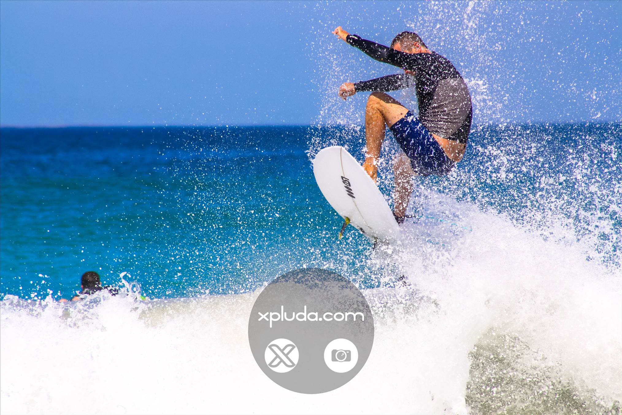Scarborough Beach - xpluda.com