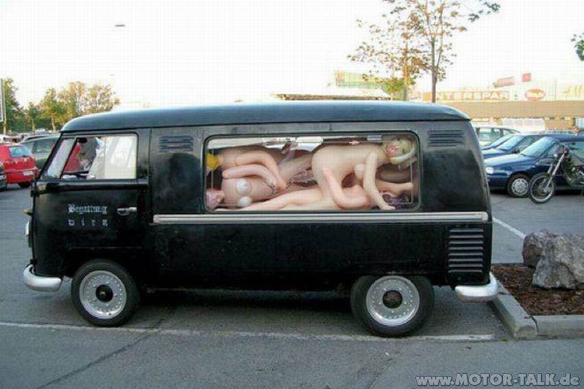 A lm crewbus