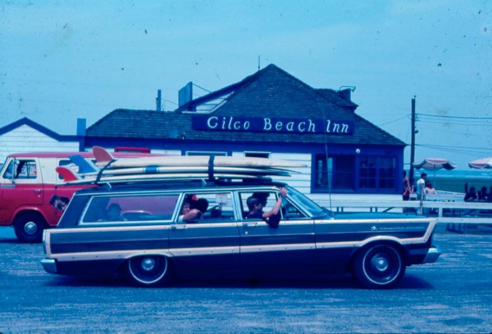 Surf-Wagon-Vintage