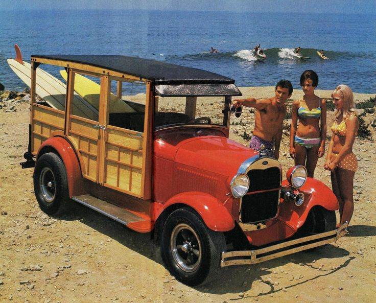 0b63f3bd67ea0ad6453d8394310c2bd4--beach-party-old-fords
