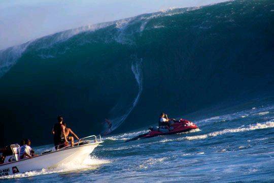 2203 Sam-Hawke-Teahupoo-201