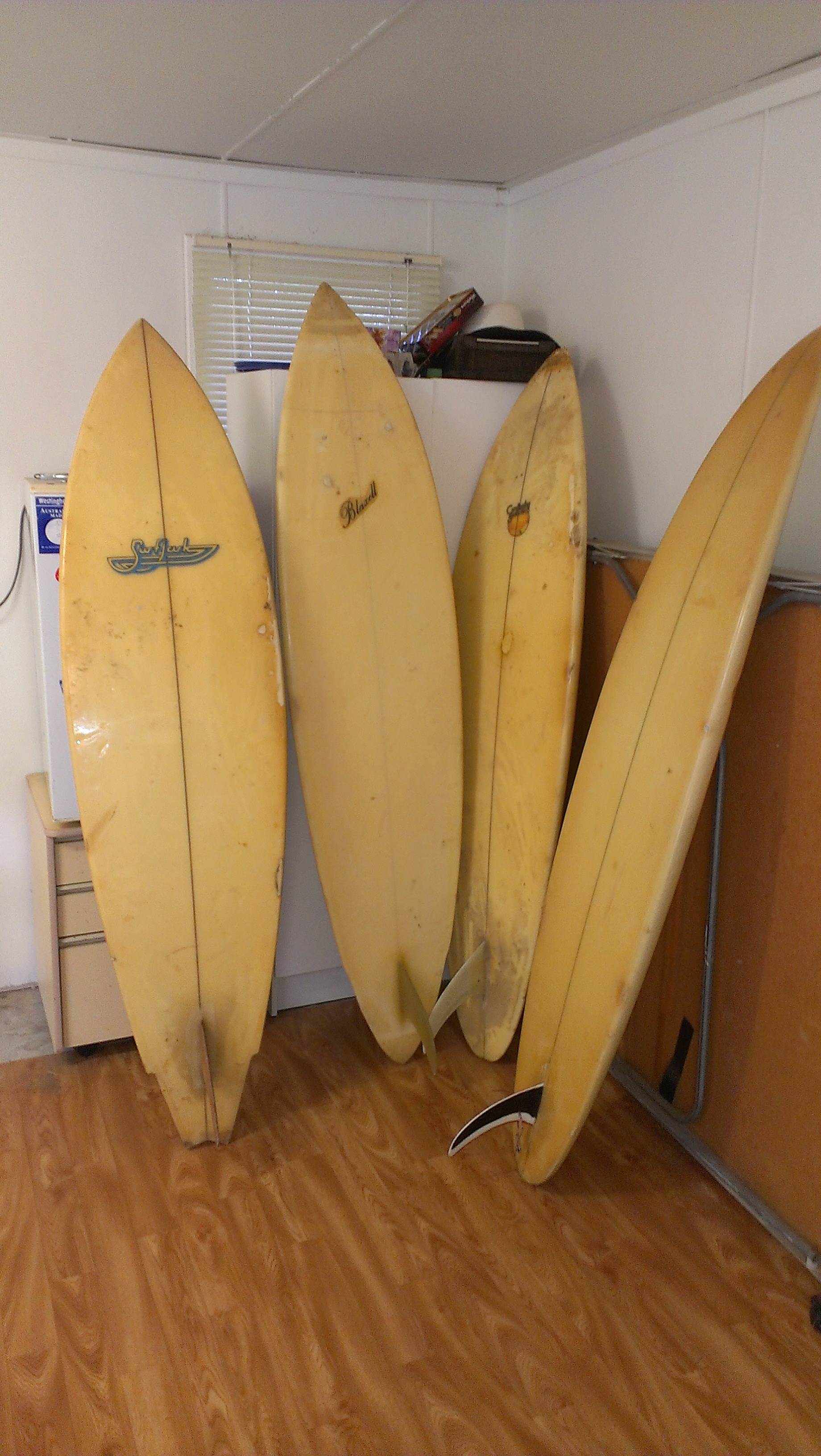 single fin quiver bottom