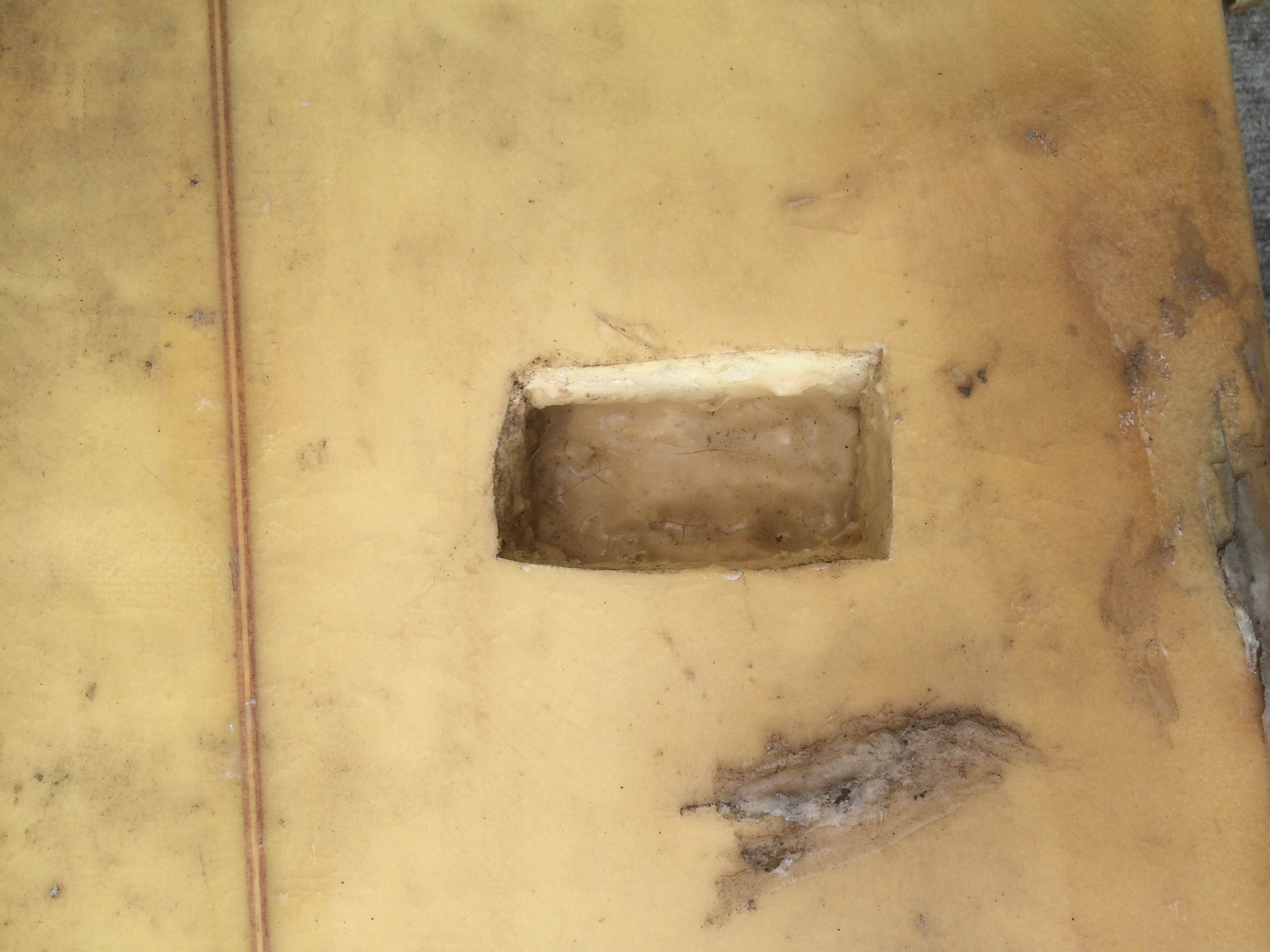 Hole