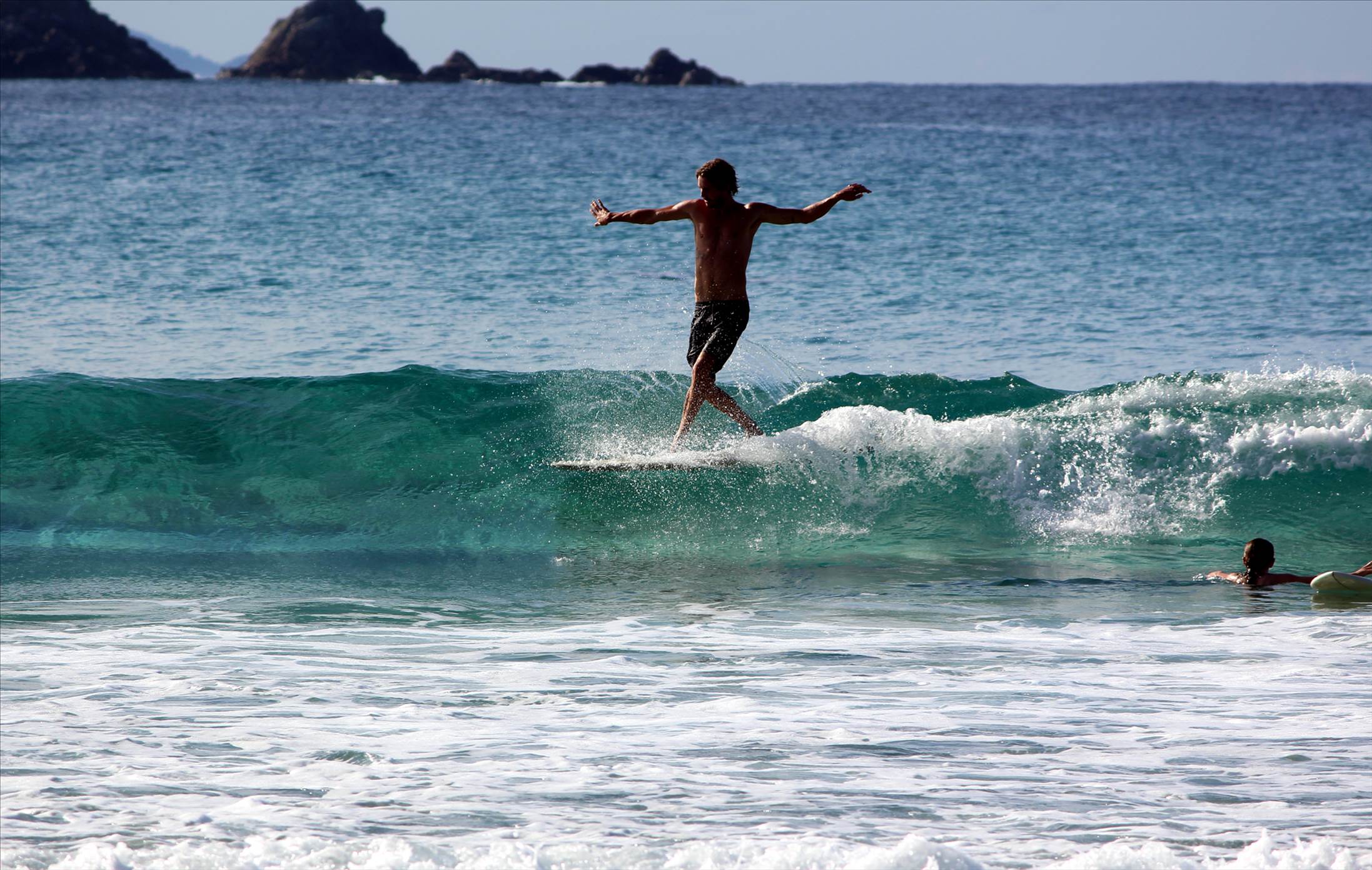 Surfing Wategoes