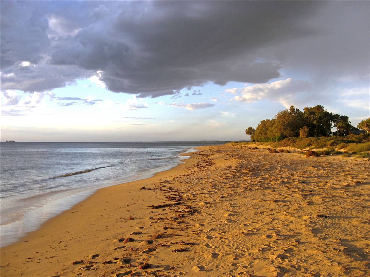 St Georges beach Gero  WA