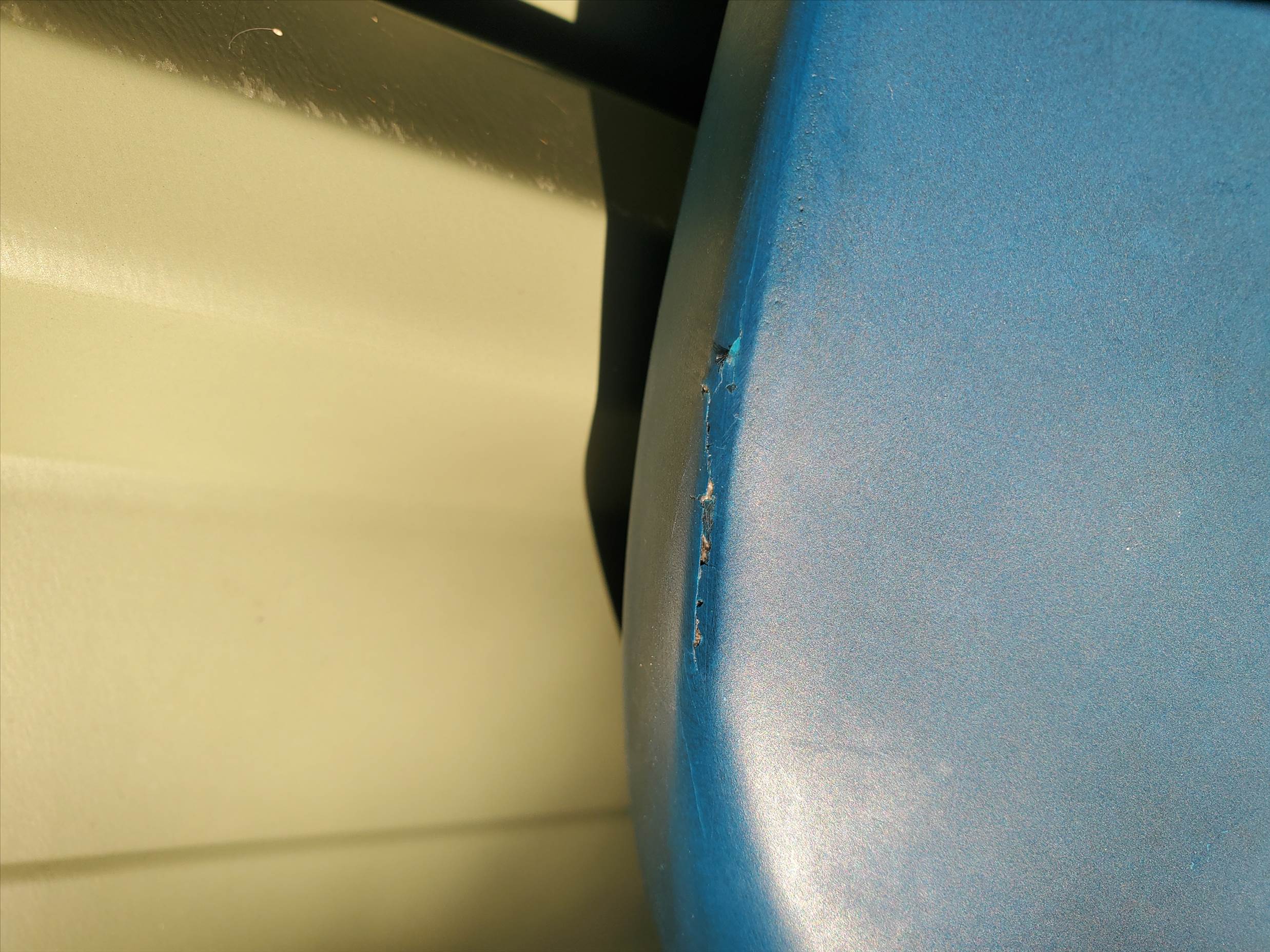 Rail cracks