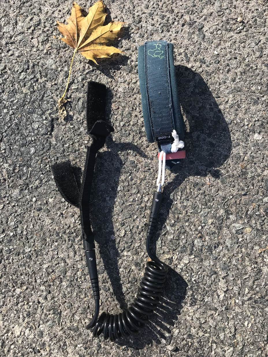 wrist-leash