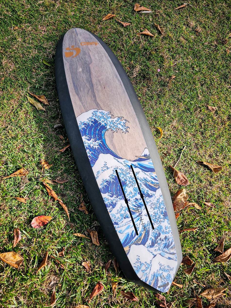 Sunova Carver 5'10"