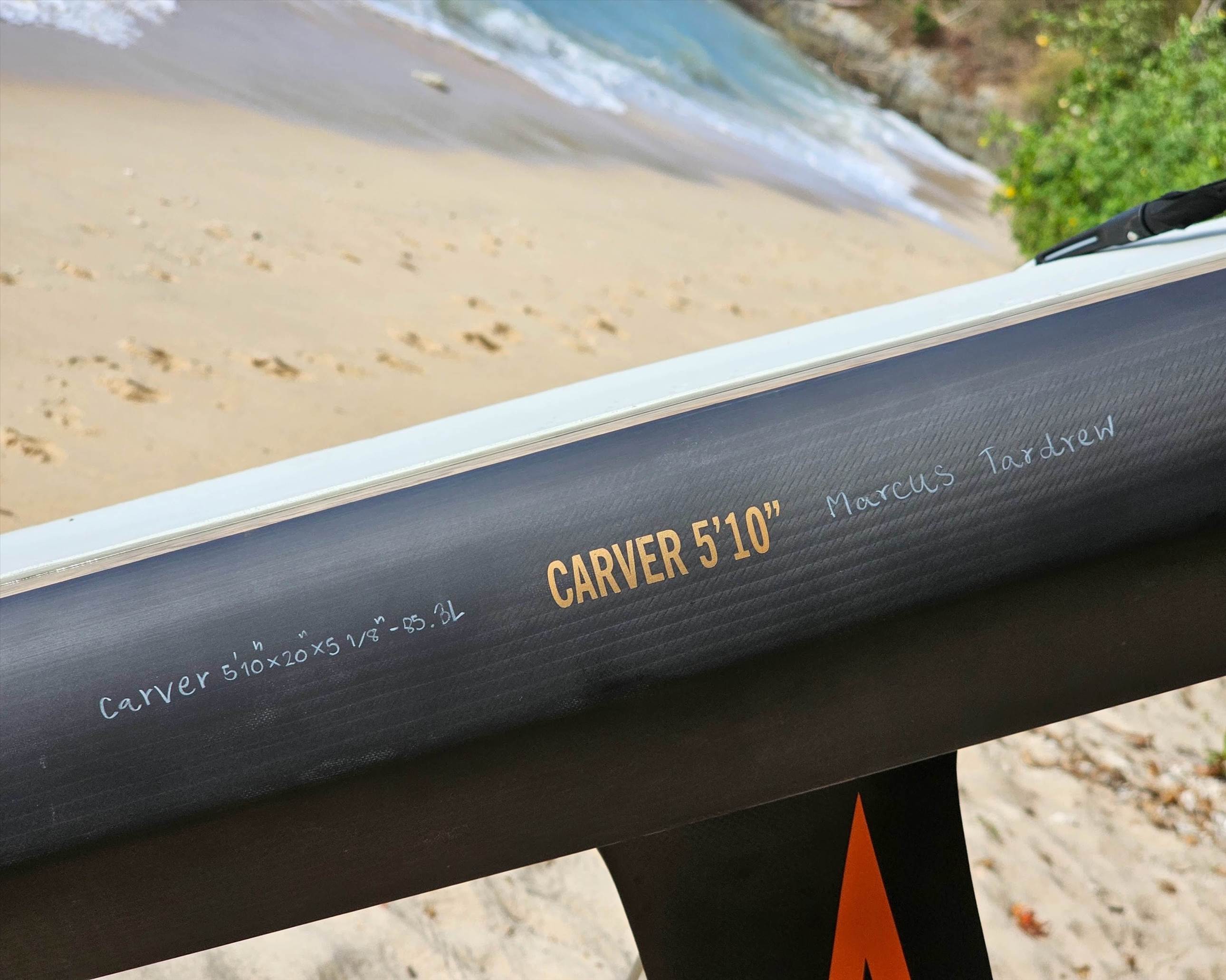 Sunova Carver 5'10"