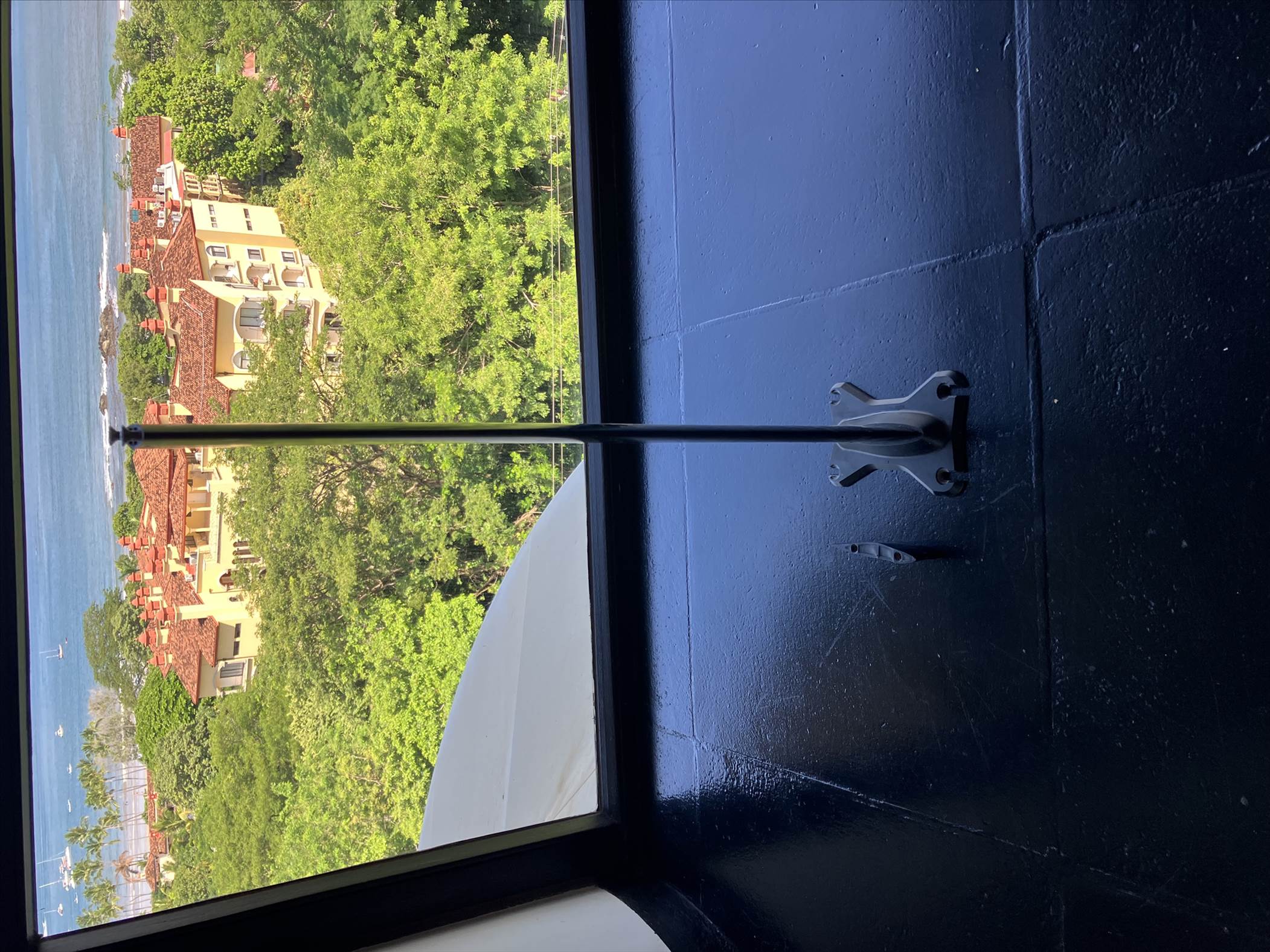 Repaired mast