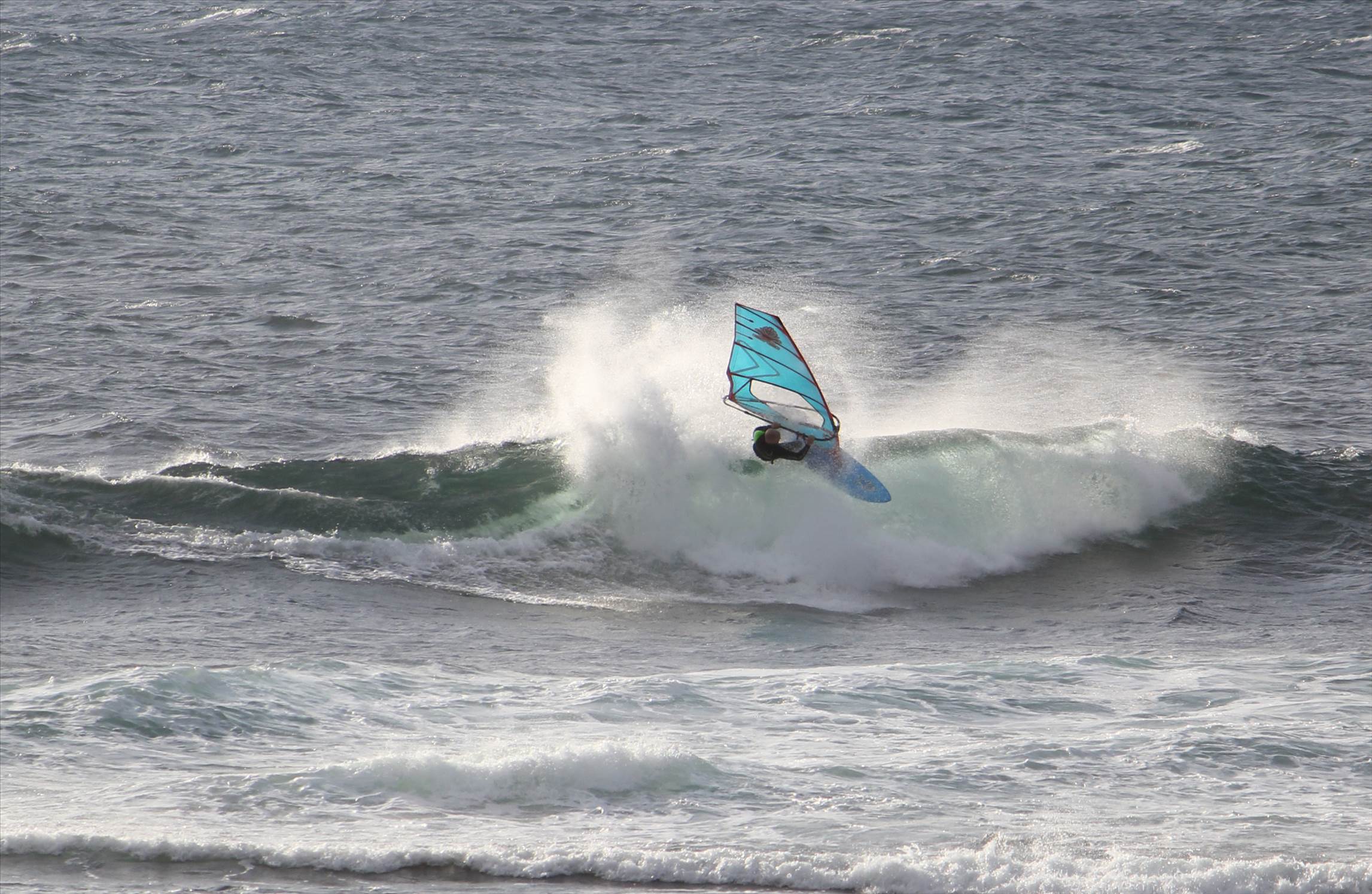 Windy Surfing