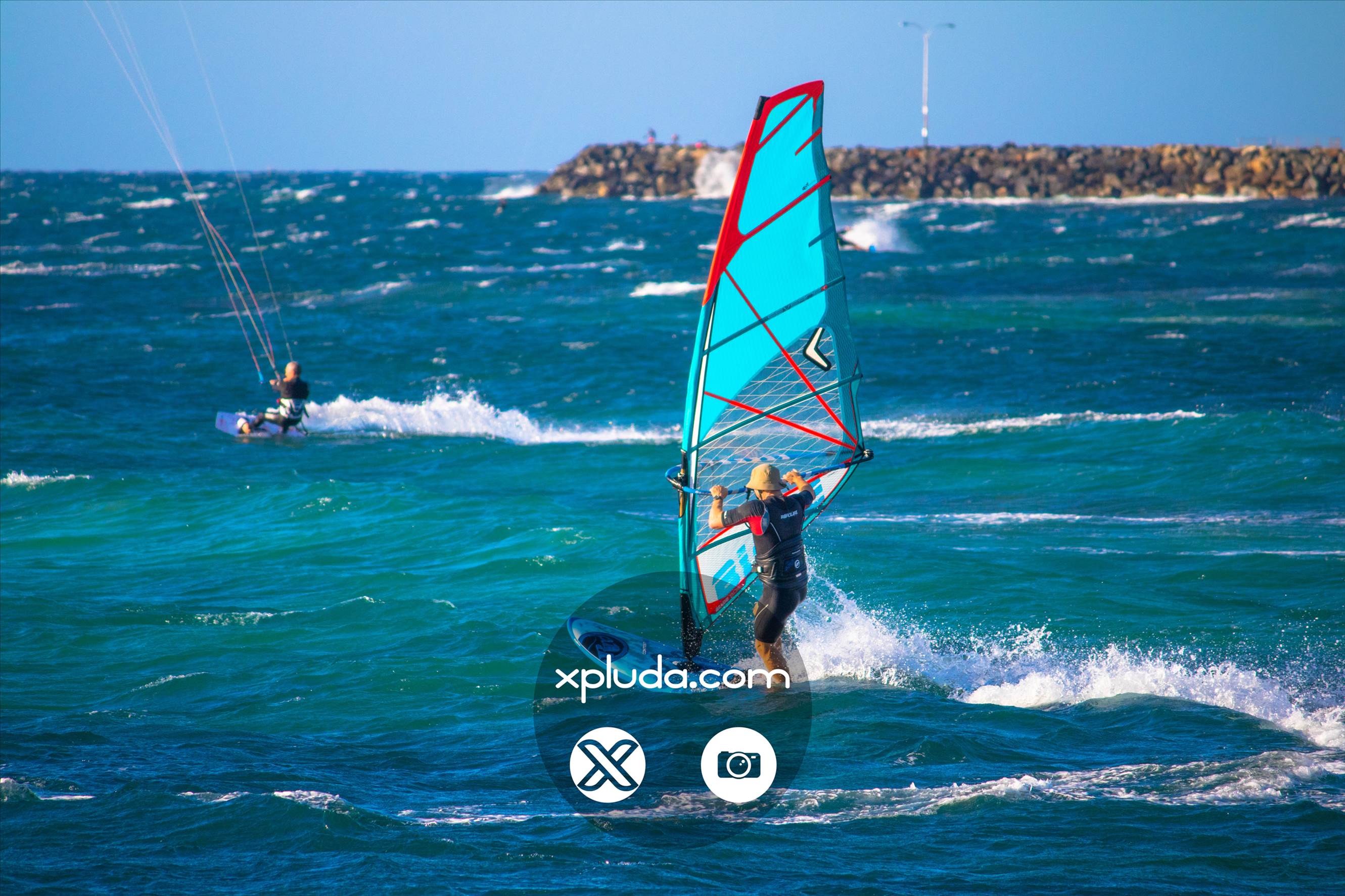 25/11/2015 - Cottesloe Beach - xpluda.com
