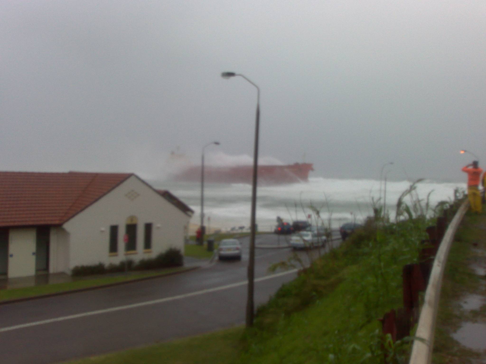 Coal ship stuck @ Nobbys