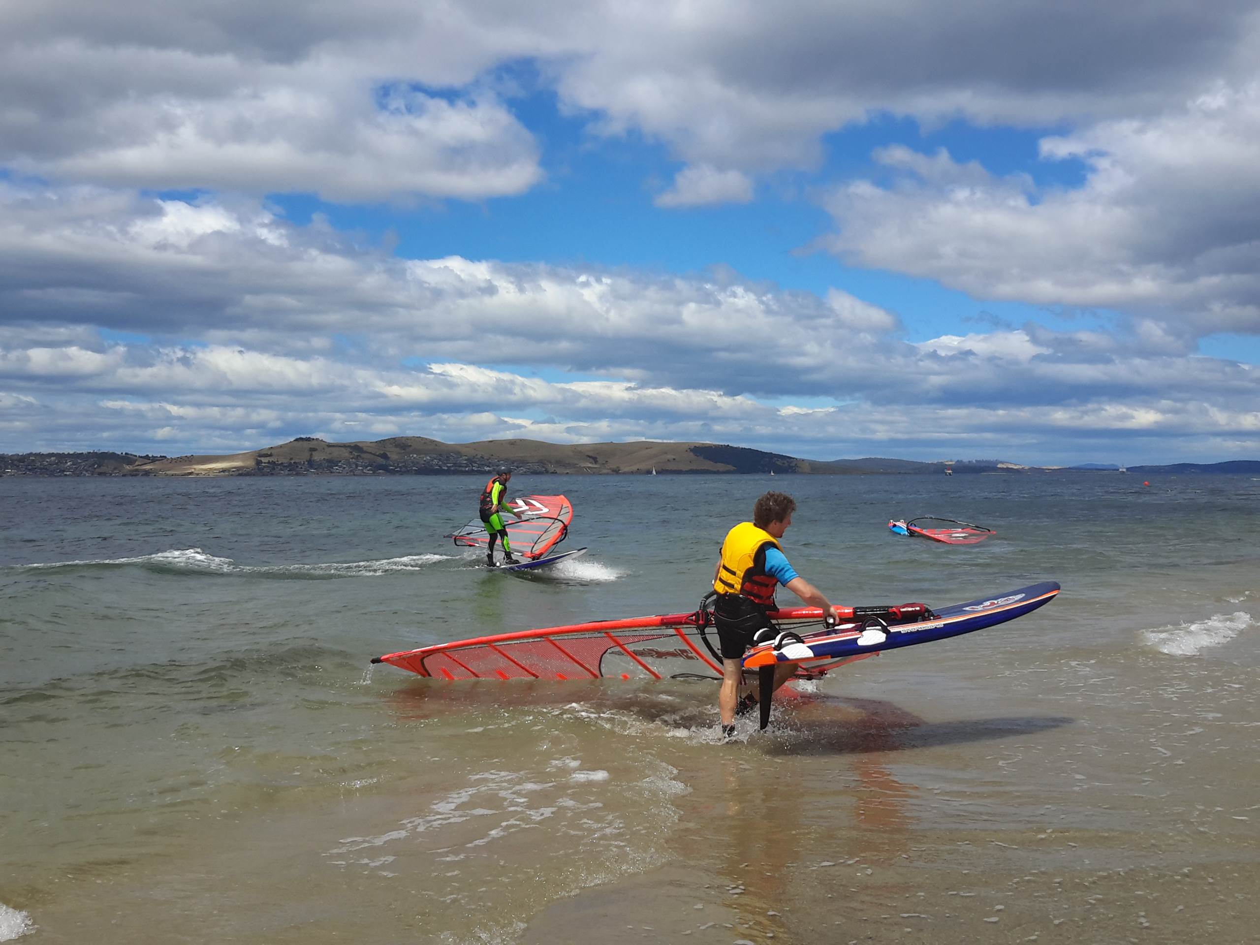Sandy Bay dash for cash 2017