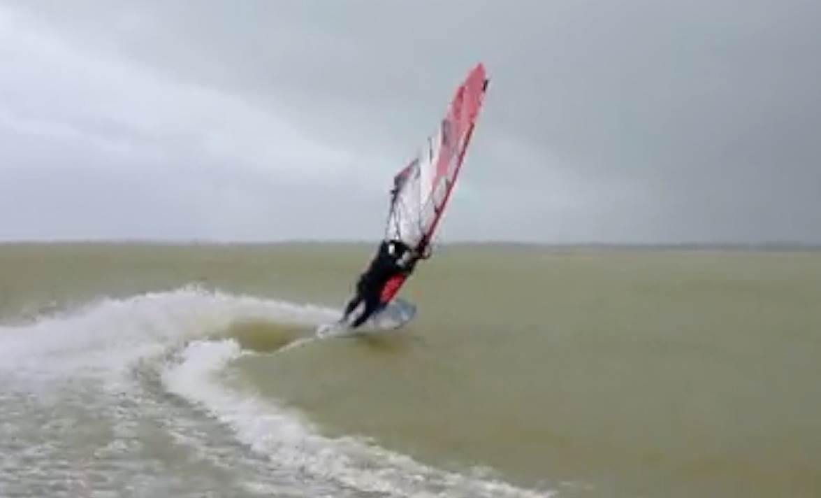 Carve Gybe JK-LG