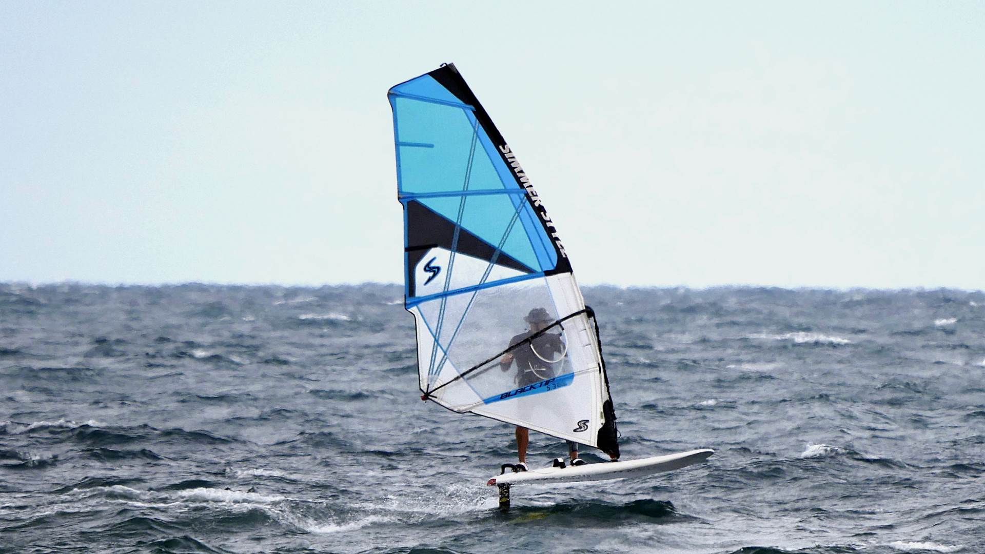 Foiling Cottesloe