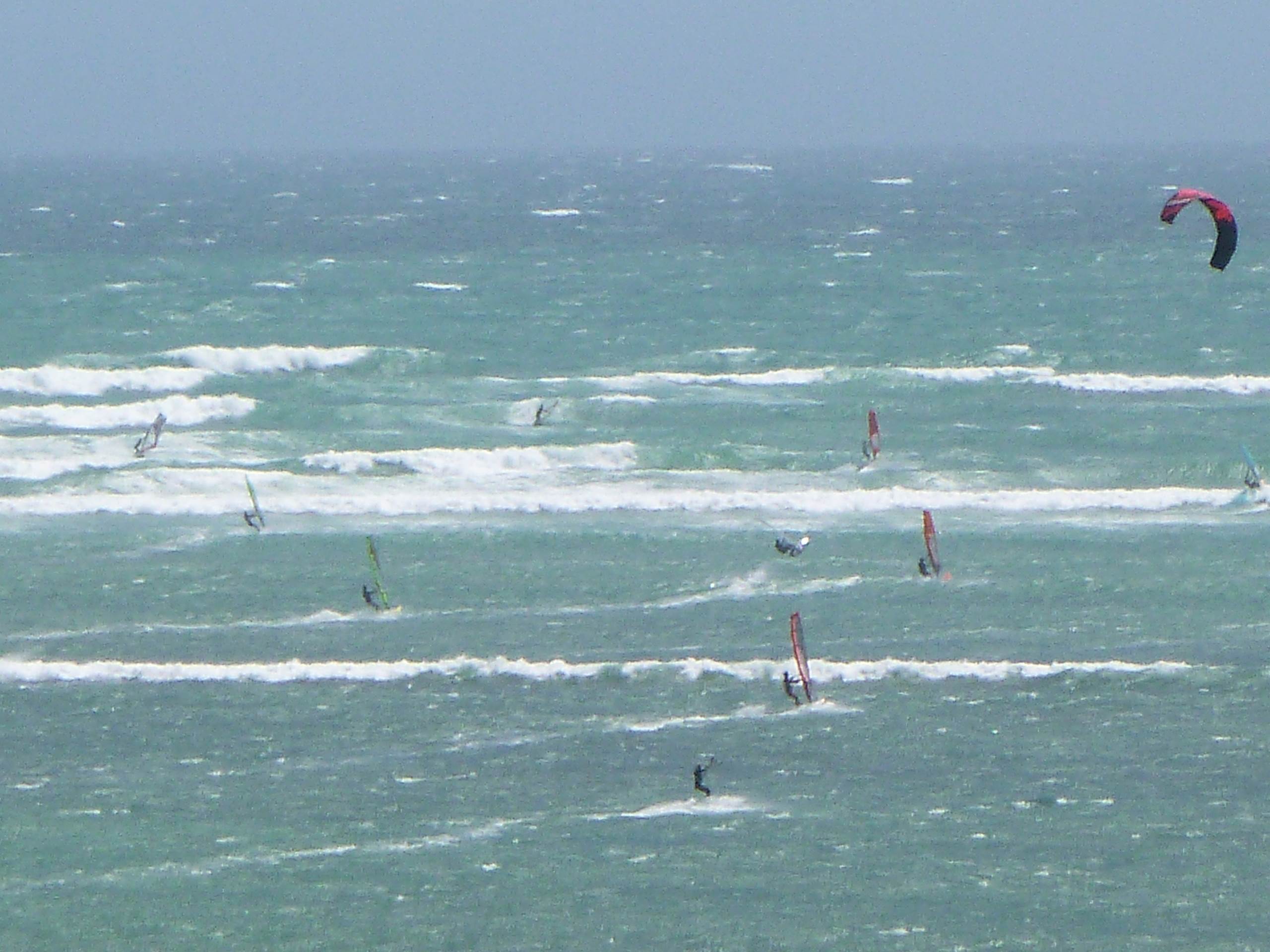30 to 40 KNots