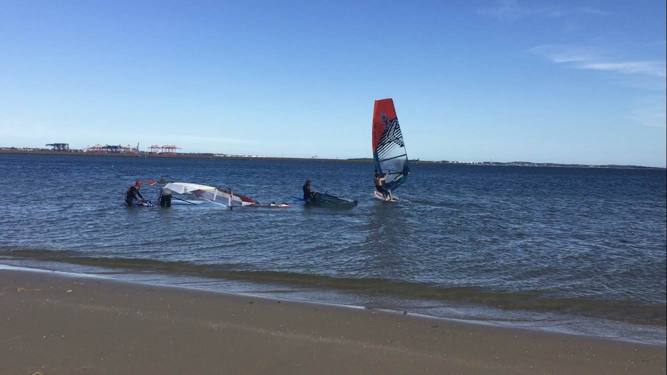 Sydney Airport sailing