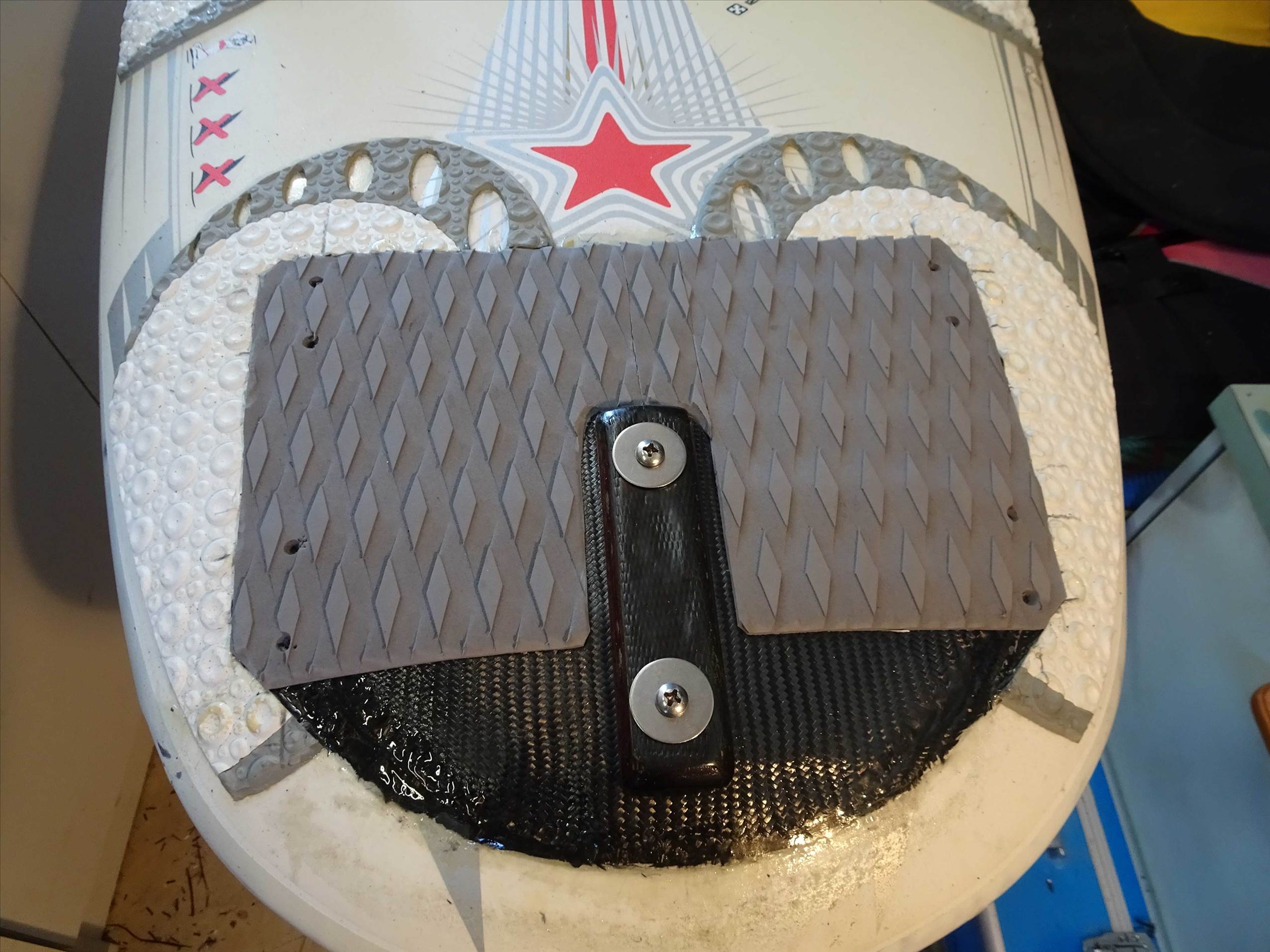 Mods to Manta for foiling