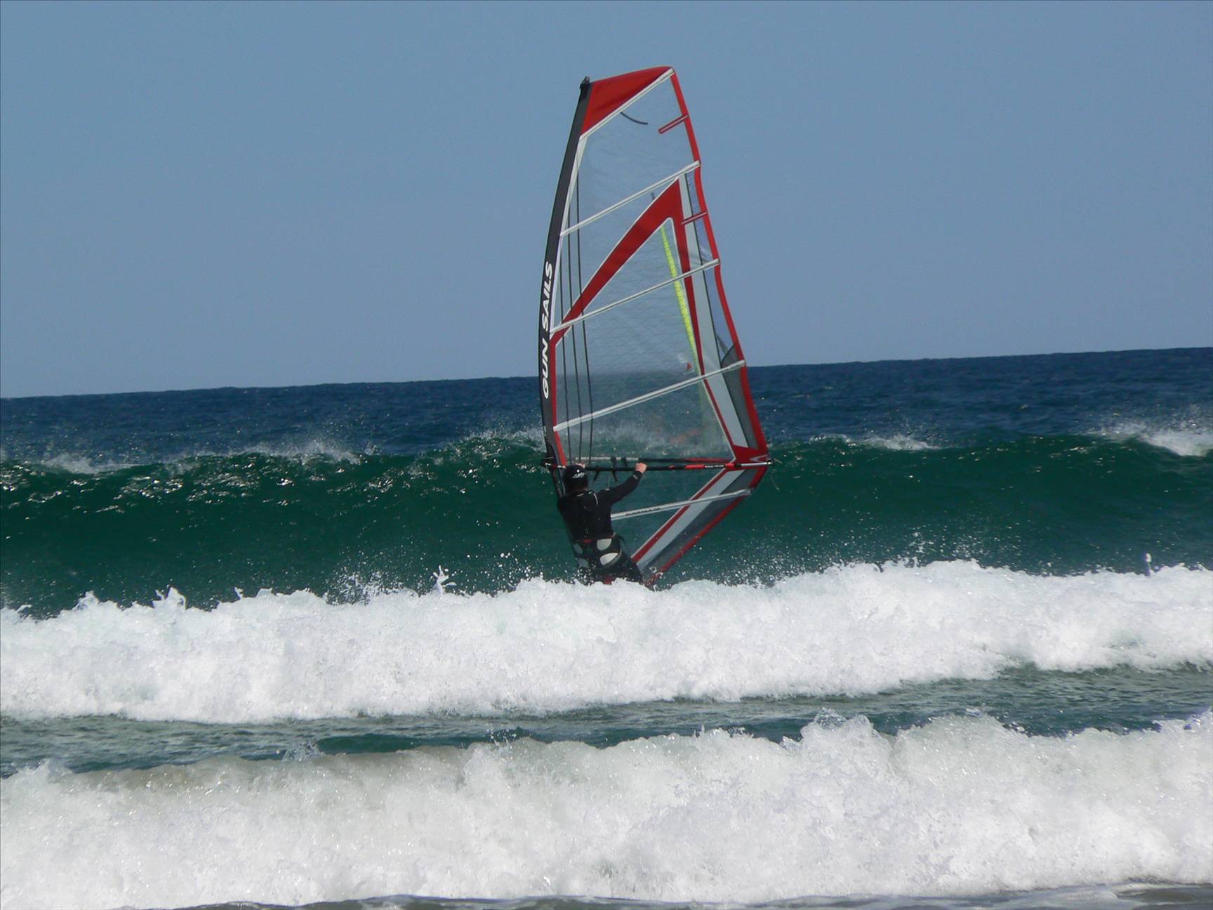 Unexpected wind and waves 14/10/07