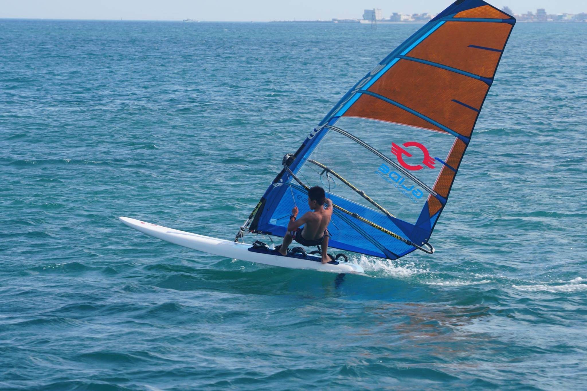 windsurfer lt, windsurfer one design, 2018, wally ,make windsurfing great again GLIDE