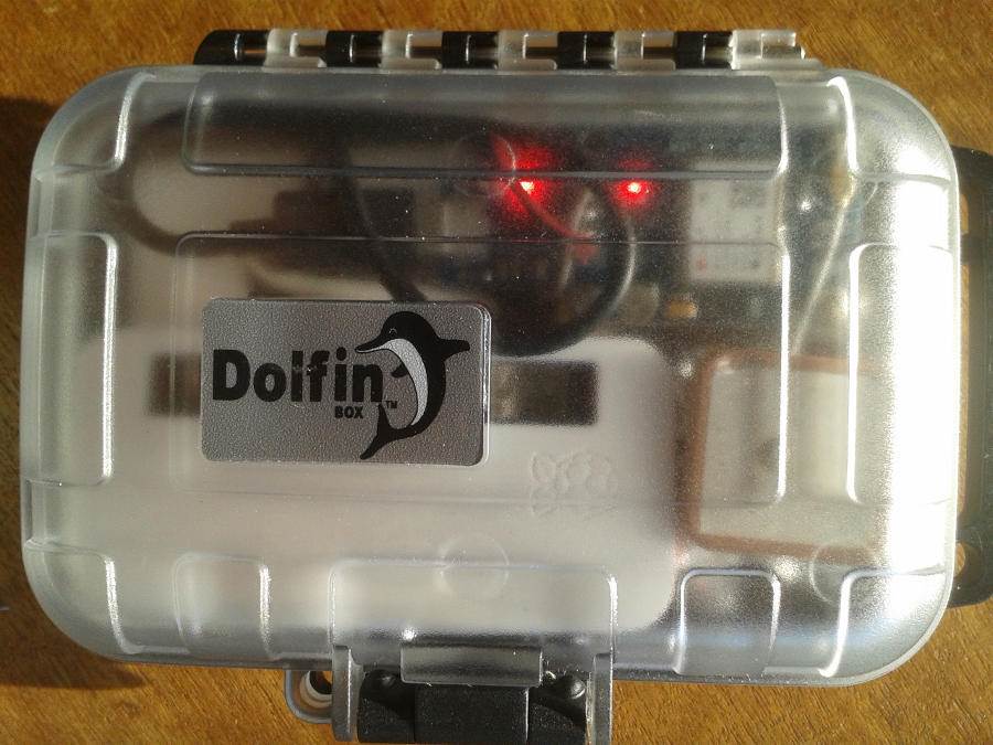 Pi gps in Dolphin box