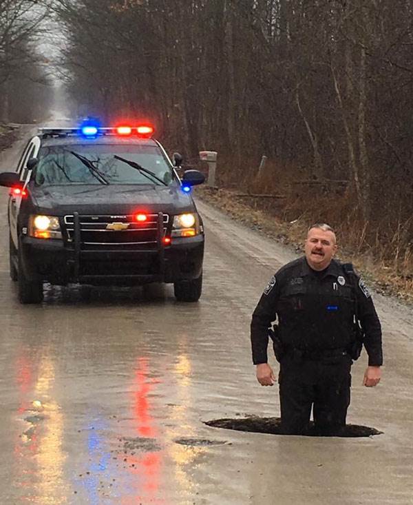 Actual-pothole-in-Michigan