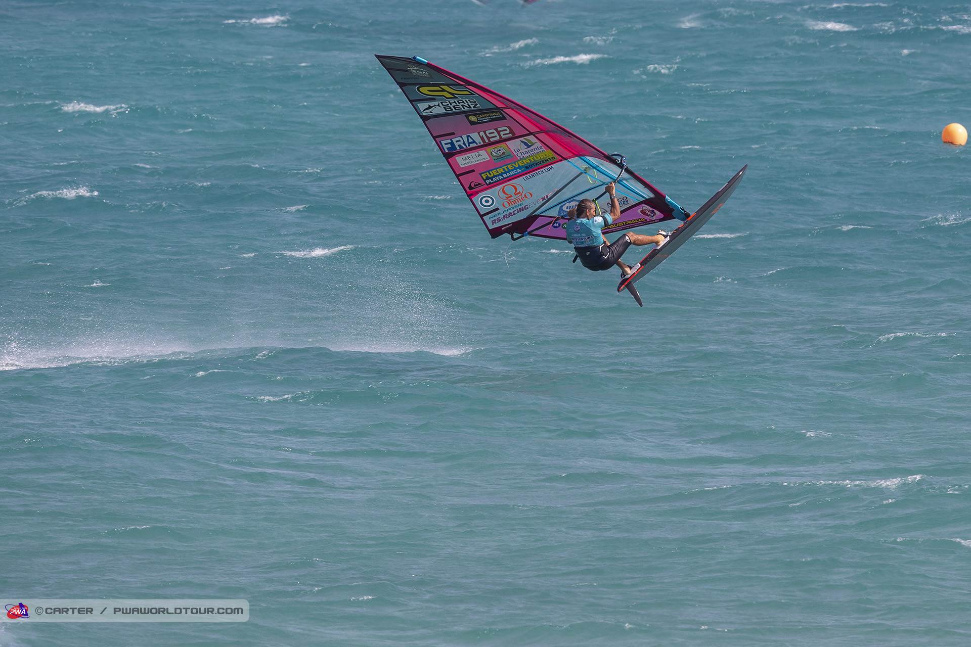 AA 2019 victory leap