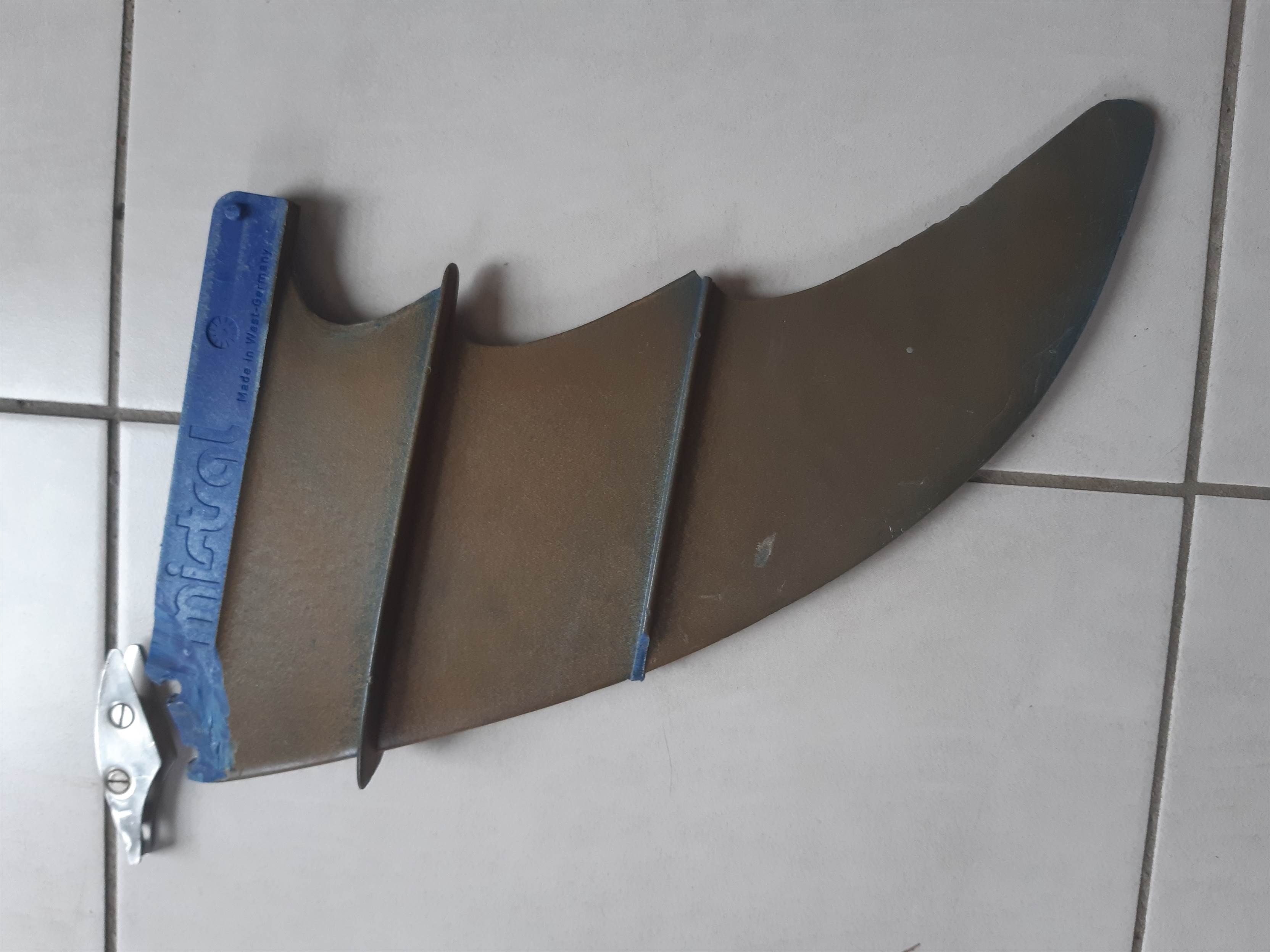Centre fin