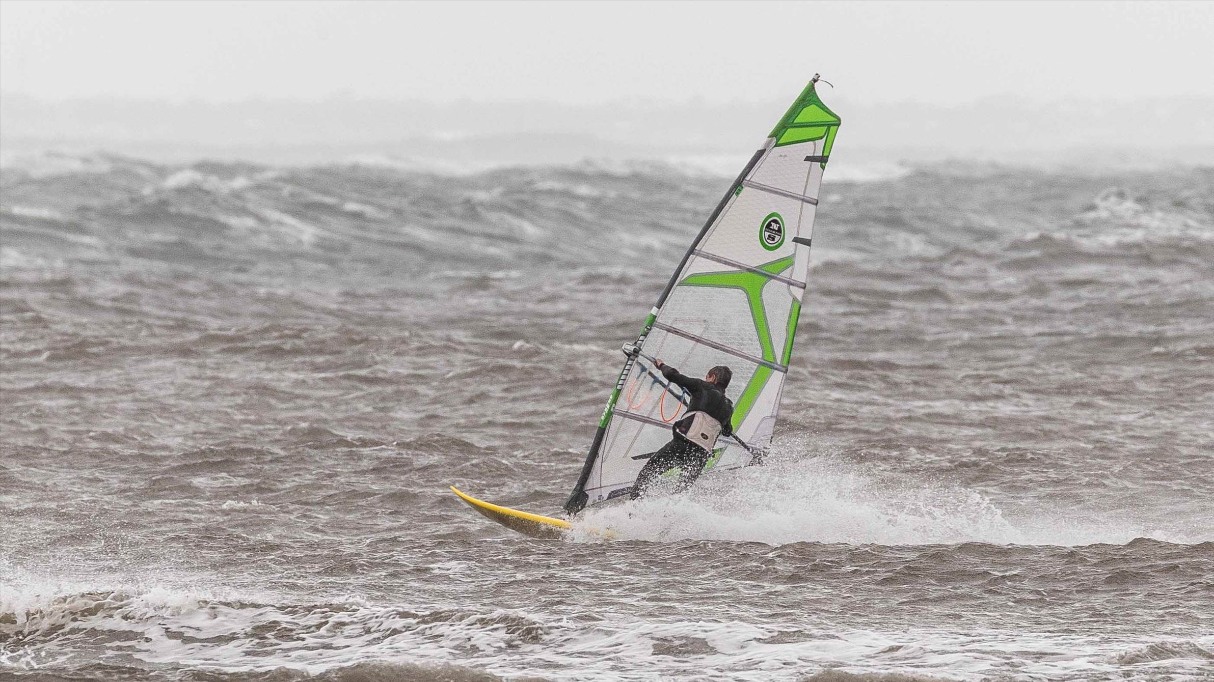 Point Danger windsurfing 19 Feb 2020