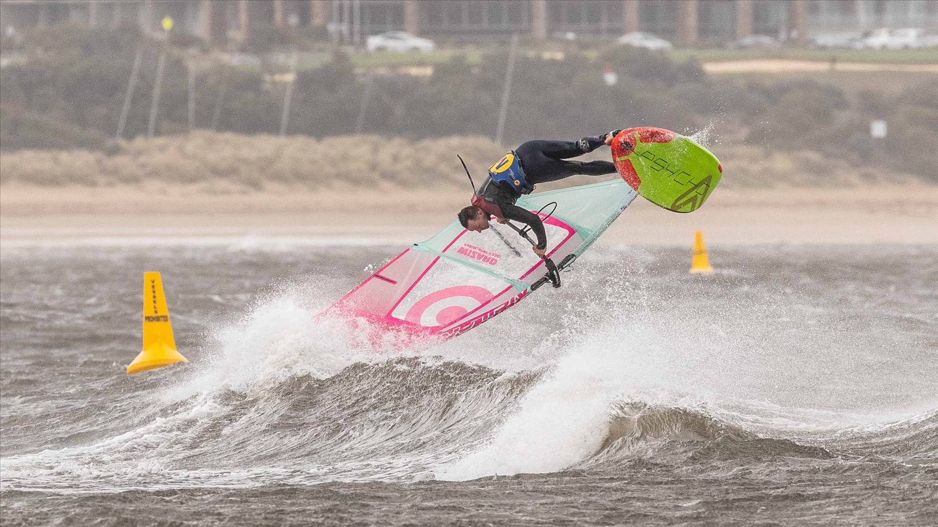 Point Danger windsurfing 19 Feb 2020
