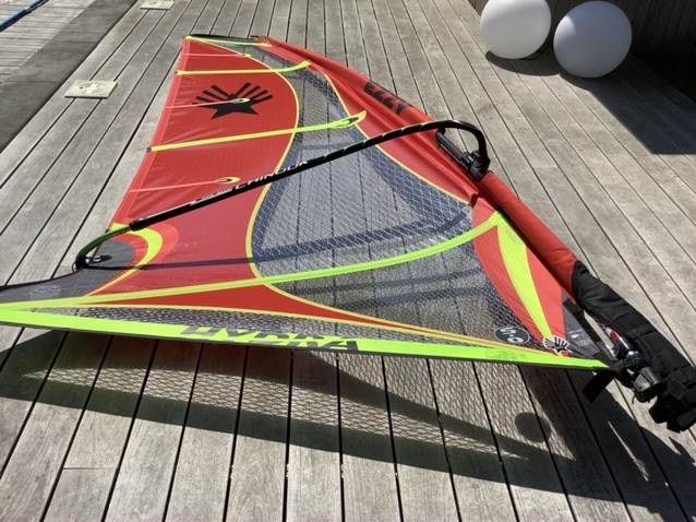 Ezzy Hydra sail at MIN setting