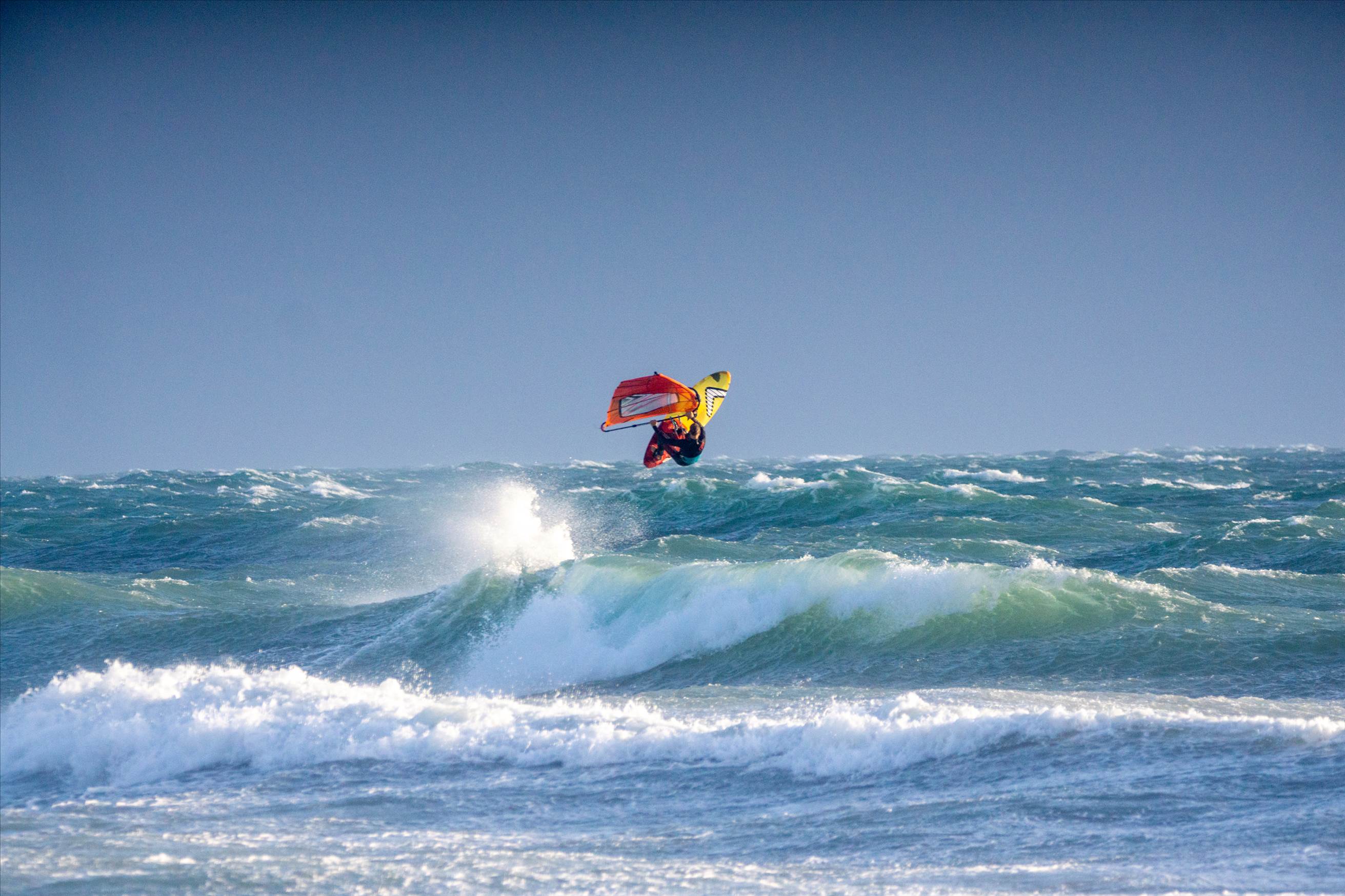 05 May Cott Storm surf