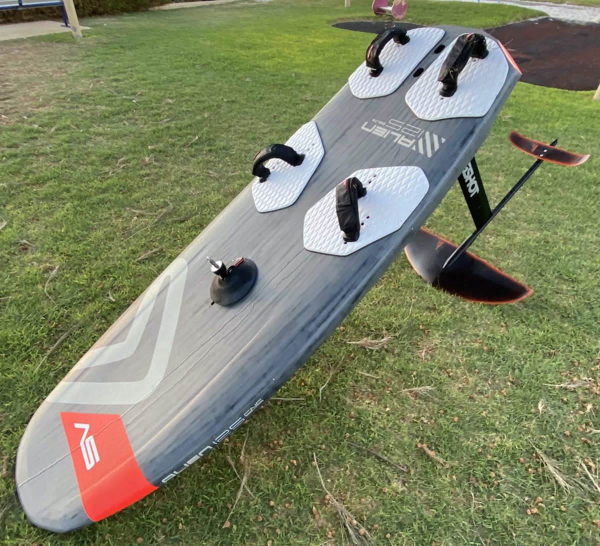 Severne Alien 125 foil board