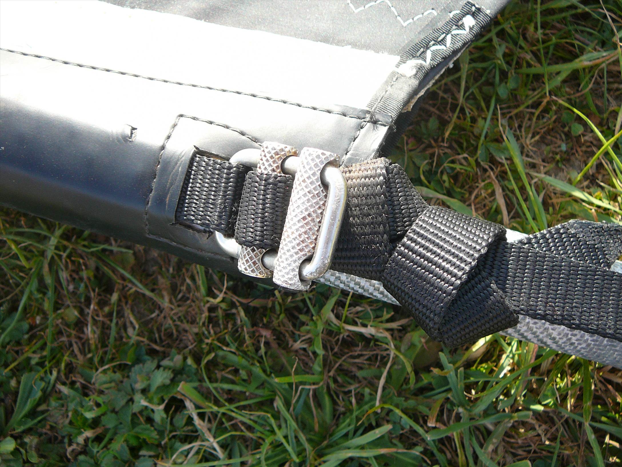 mast top buckle