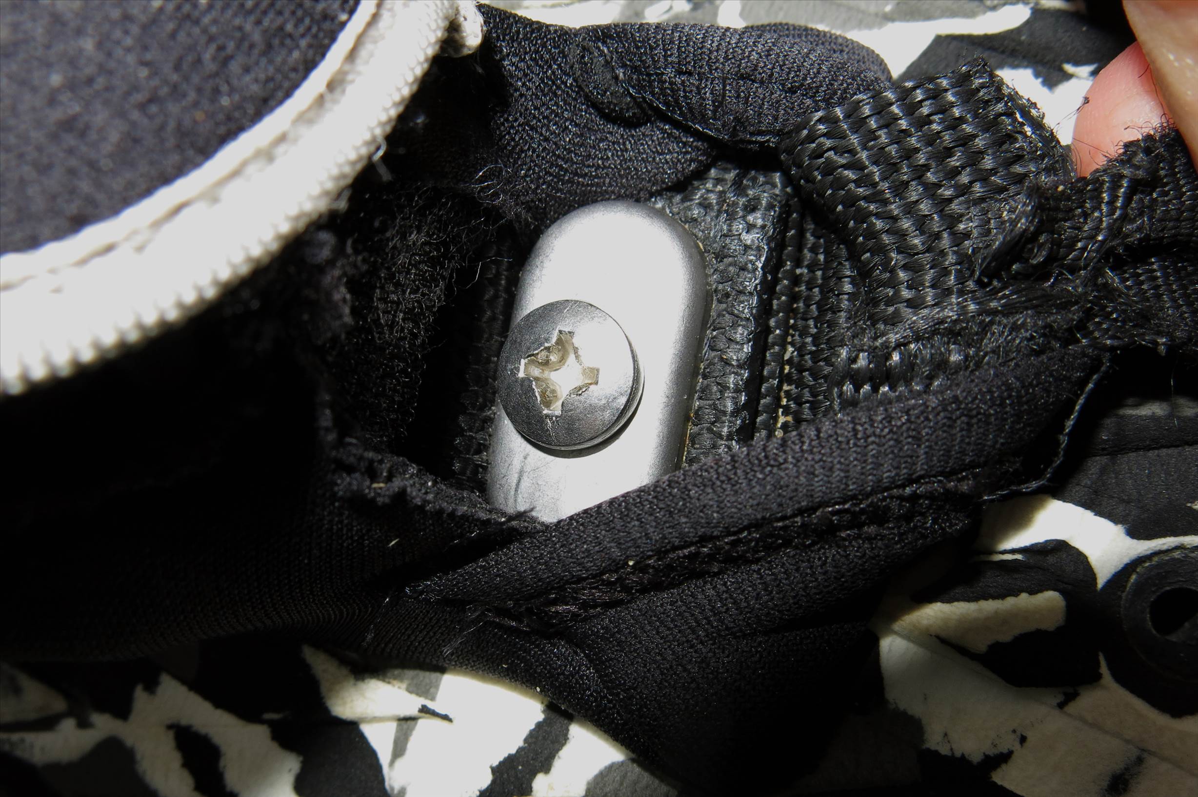 Footstrap tab 2