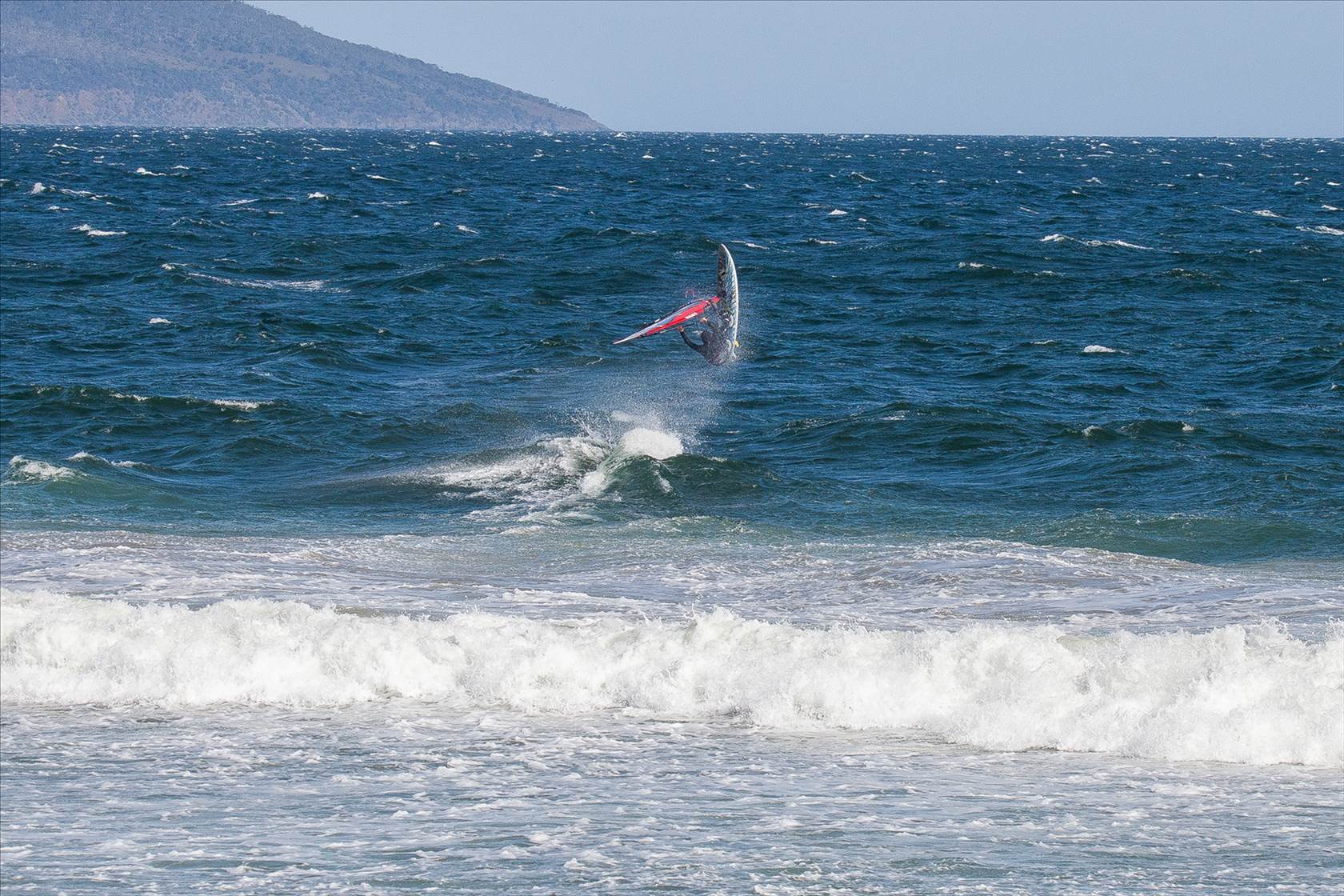 Wavesailing