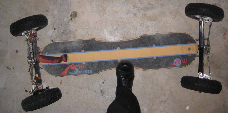 Full lock on a mountainboard/land sailing board