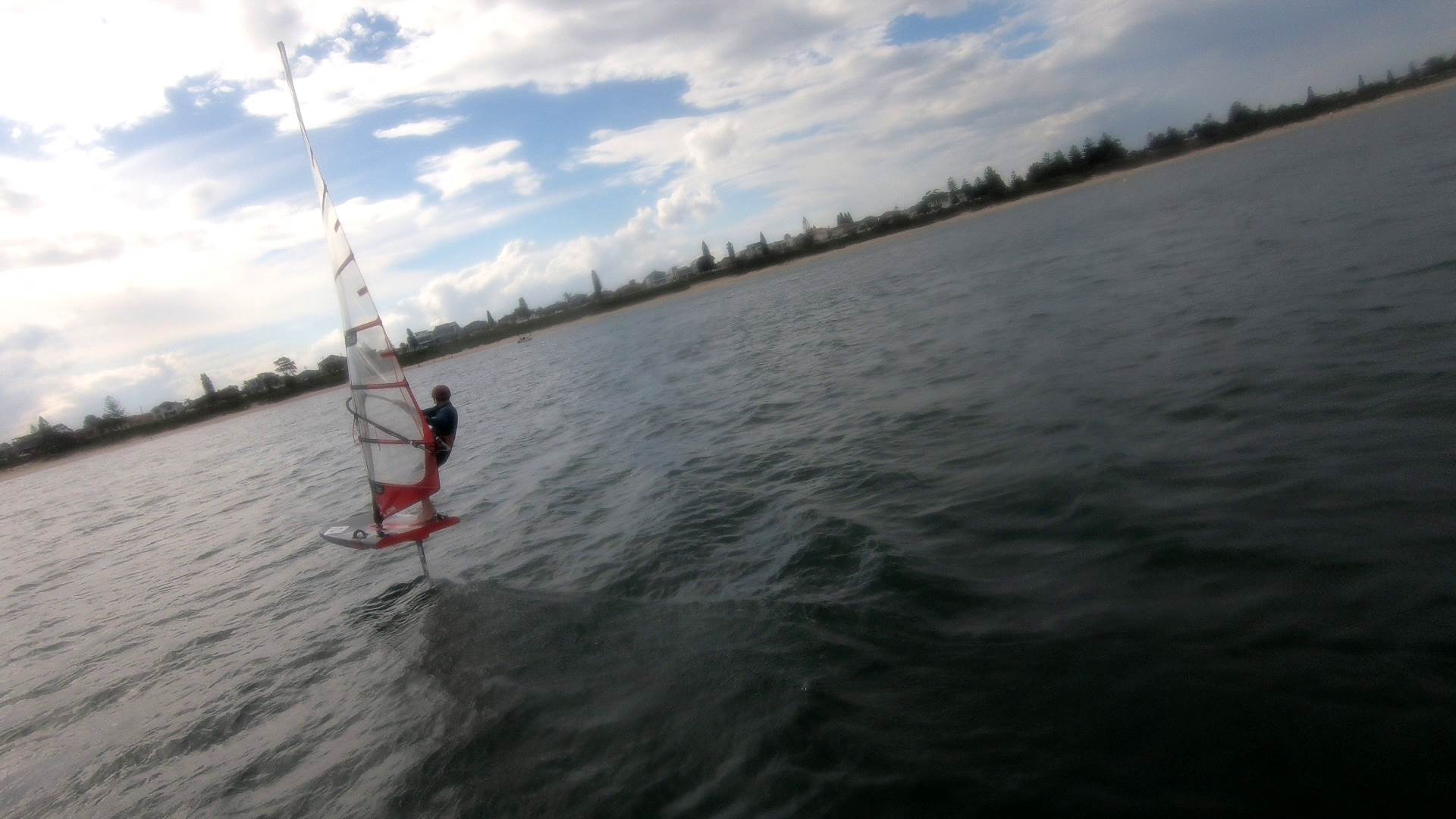 WindFoiling with Friends